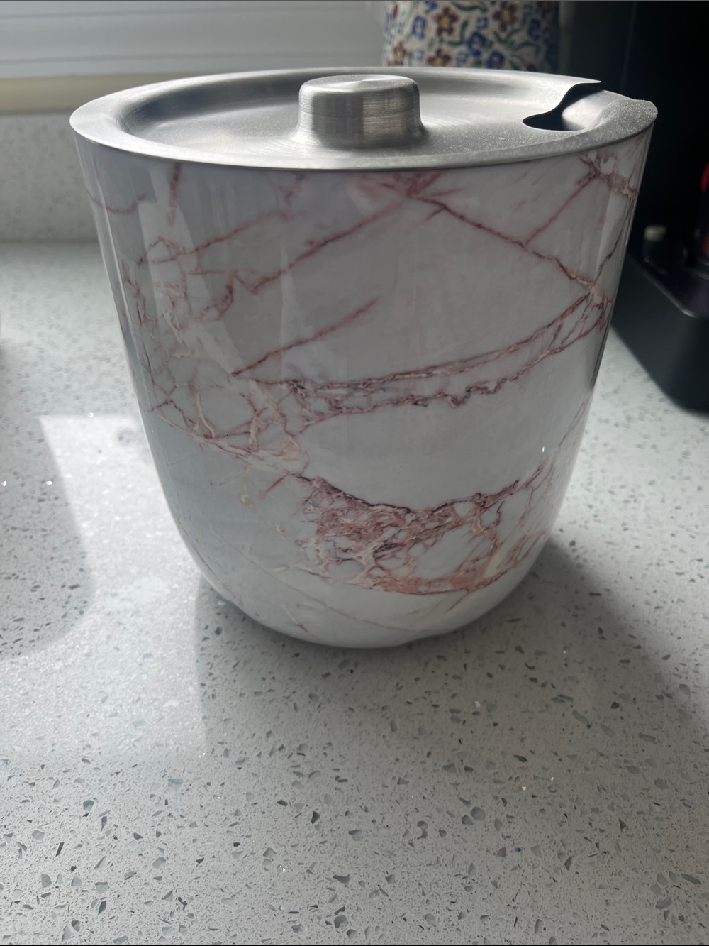 Swell Marble Ice Bucket with Silver Lid - White and Rose Veins